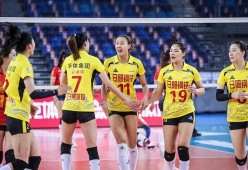 F1车队对阵中国女排展开拉锯大战，最终险胜对手